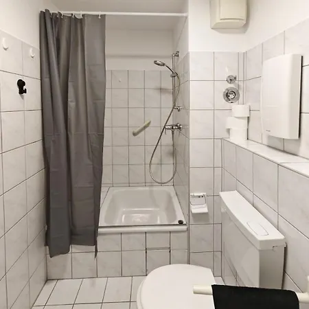 Apartment 2-zimmer In *